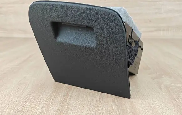 BMW 4 G22 G23 G24 G26 Glove box 6805524