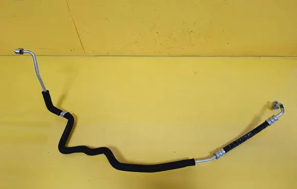 Mazda 5 Air conditioning (A/C) pipe/hose 