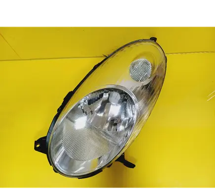 Nissan Micra Headlight/headlamp 89900590