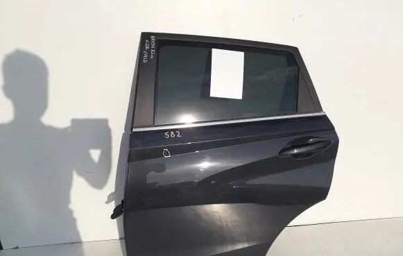 Hyundai Bayon Rear door