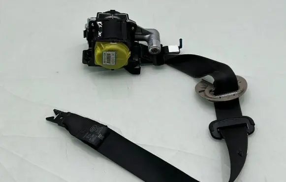 KIA Sorento Front seatbelt 88810C5001BHH