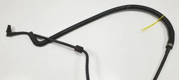 Mercedes-Benz R W251 Engine coolant pipe/hose A2515010025