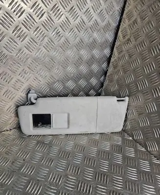 Sun visor