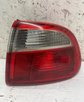 Seat Toledo II (1M) Rear/tail lights 1M5945096R V1VA S6T8S