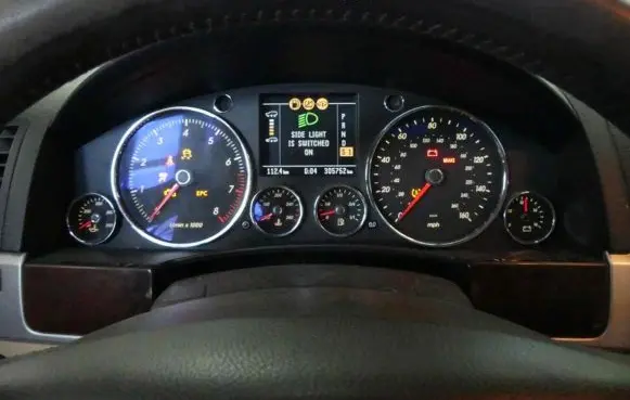 Volkswagen Touareg I Speedometer (instrument cluster) 0263655010 IMPRK1107905
