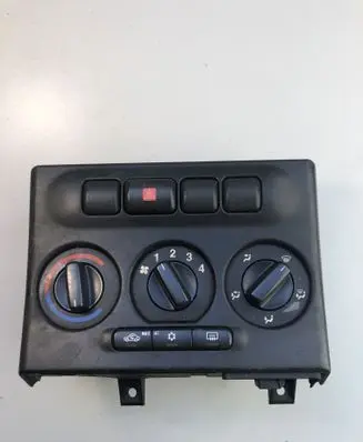 Opel Zafira A Climate control unit 90589777