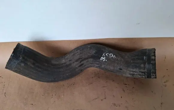 Volvo XC90 Intercooler hose/pipe