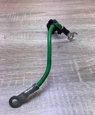 Ford Mondeo Mk III Positive cable (battery) FU5T14A240A