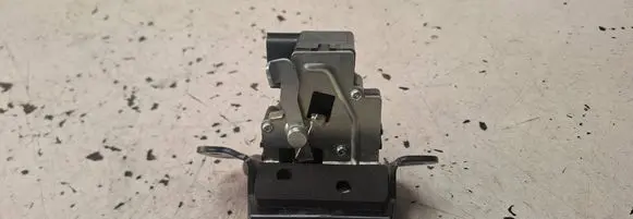 Tailgate/trunk/boot lock/catch/latch