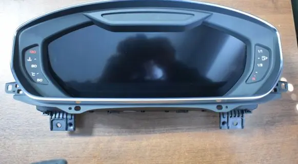 Audi A8 S8 D5 Speedometer (instrument cluster)