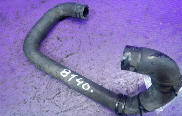 BMW X3 E83 Engine coolant pipe/hose
