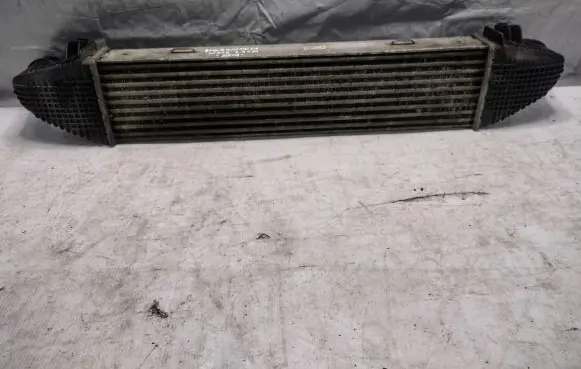 Mercedes-Benz E W212 Intercooler radiator A2045000100