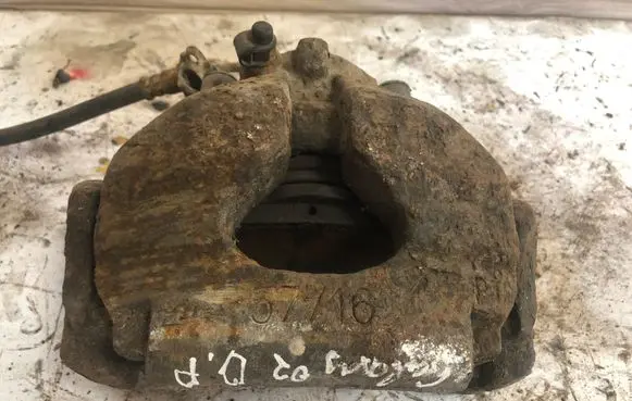 Ford Galaxy Front brake caliper
