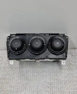 Peugeot 308 Climate control unit 69947013