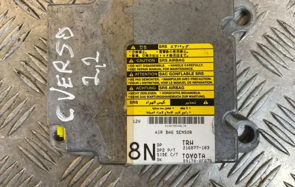 Toyota Corolla Verso AR10 Airbag control unit/module 891700F070 216877103 14870544L3