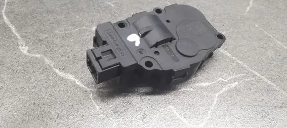 BMW 3 E90 E91 A/C air flow flap actuator/motor 