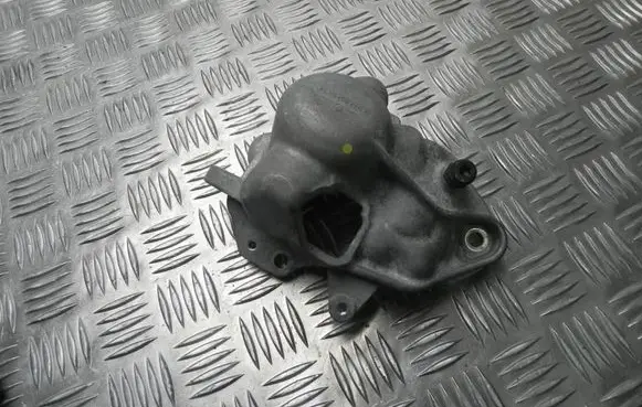 Mercedes-Benz E W213 Engine mounting bracket A2740920534 VD12274
