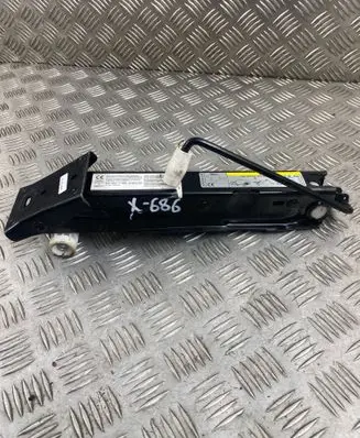Audi A6 S6 C7 4G Lift Jack 4G0011031