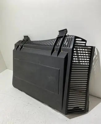BMW 5 E39 Air filter box cover 8379627