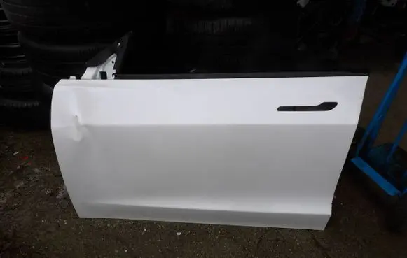 Tesla Model 3 Front door