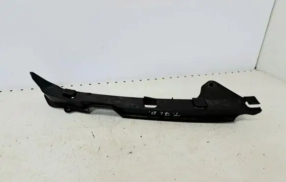 Honda FR-V Headlight/headlamp mounting bracket