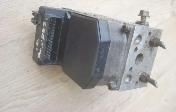 Chrysler Sebring (ST-22 - JR) ABS Pump MR370625 0265220506