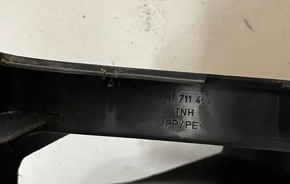 Volkswagen Transporter - Caravelle T5 Handbrake trim 7H1711464
