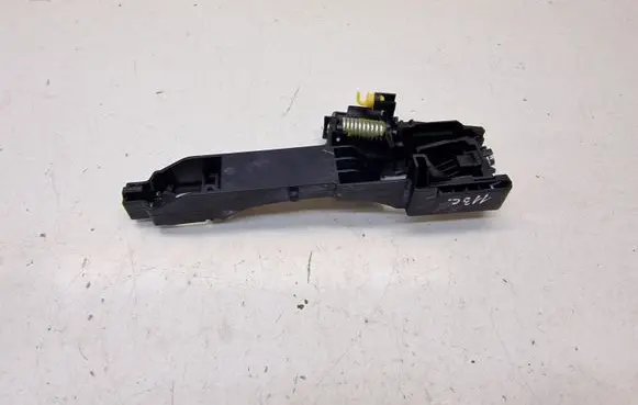 KIA Ceed Rear door exterior handle/bracket 