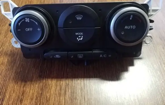 Mazda CX-7 Climate control unit EH70 K1900EH70C04 9K18