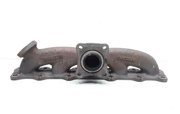 Volvo V60 Exhaust manifold 30757870
