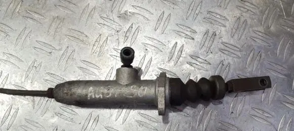 Clutch master cylinder