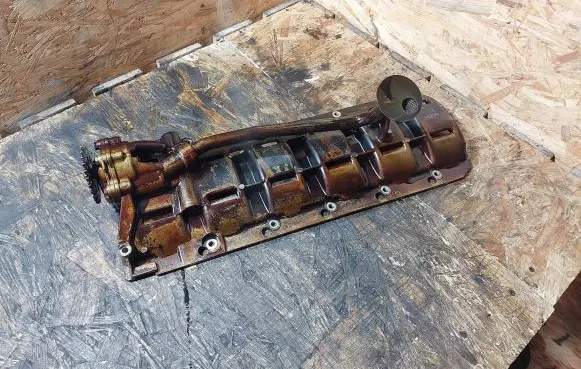 Engine head