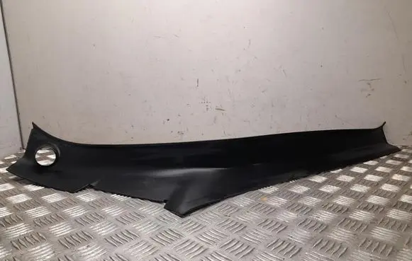 Tesla Model X Bottom trim 104732100E