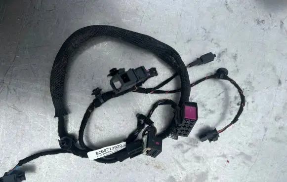 Audi A5 8T 8F Seat wiring loom 5C6971392