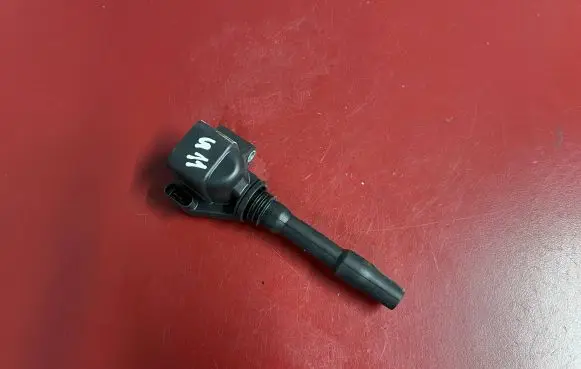 BMW X1 U11 High voltage ignition coil 9453464