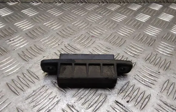 Toyota Prius (XW30) Tailgate opening switch 