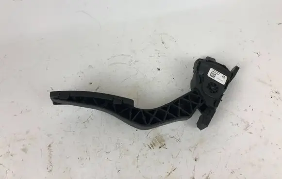 Maserati Levante Accelerator throttle pedal 04861714AF J059