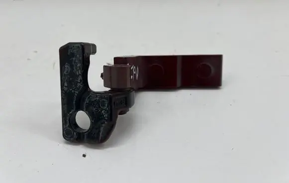 Mercedes-Benz EQE v295 Front door lower hinge