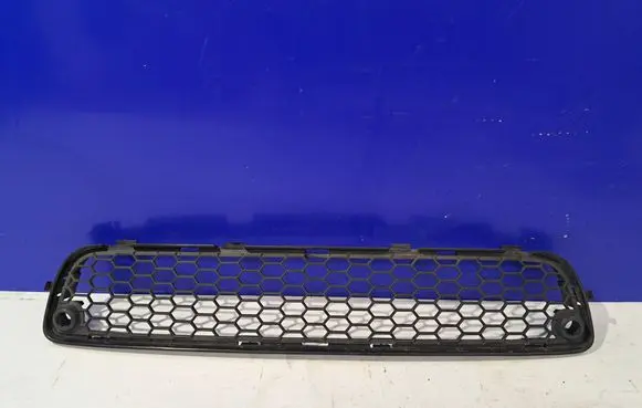 Volvo S80 Front grill 30744113