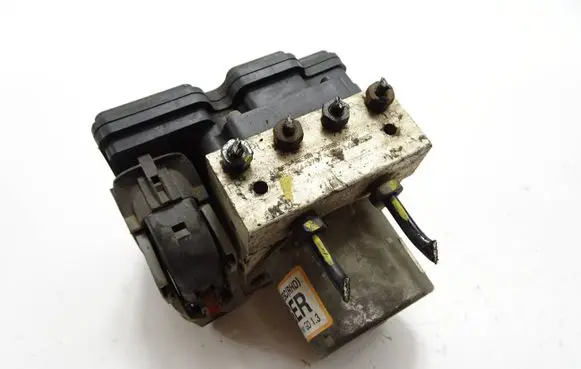 Hyundai i30 ABS Pump A658930500 6WPD407439 FE31713051