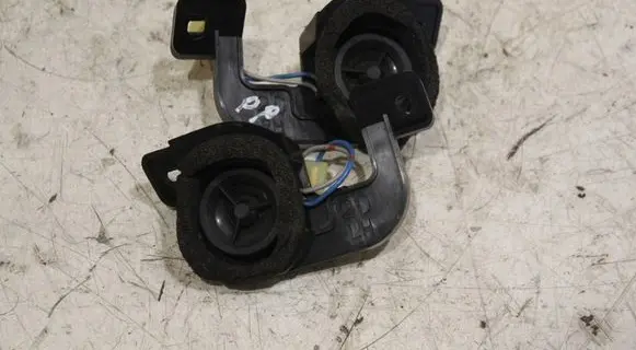 Subaru Legacy Front door high frequency speaker 86304AG210