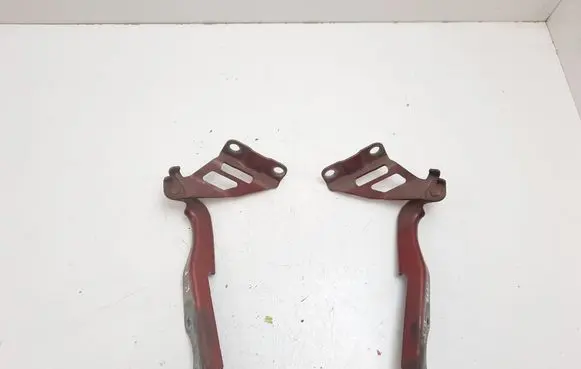 Mazda 3 II Engine bonnet/hood hinges GHP9L GHP9R