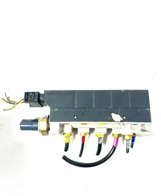 Jaguar XJ X350 Air suspension valve block 2W933B486AA