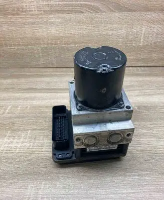 BMW X5 E70 ABS Pump 6788219 6788220