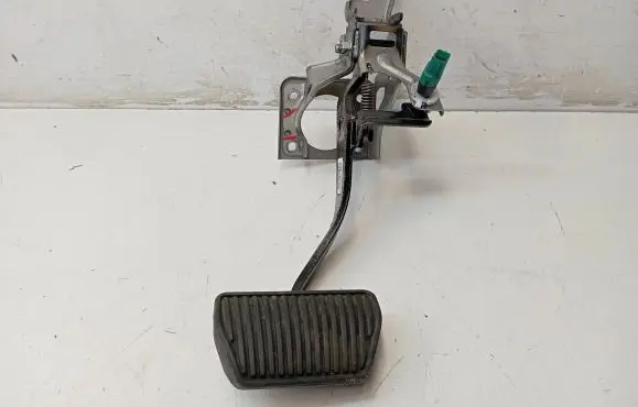 Hyundai Tucson TL Brake pedal 32800D3805