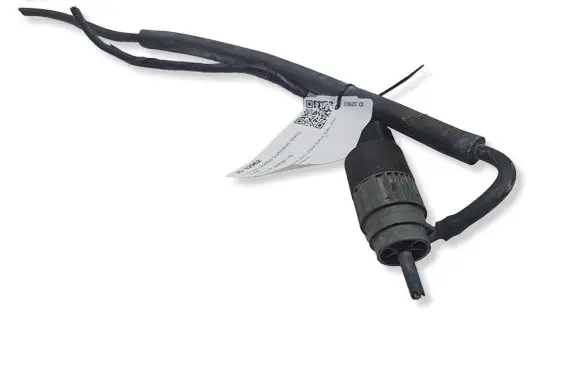 Jaguar XF X250 Windscreen/windshield washer pump 6M2113K082AB