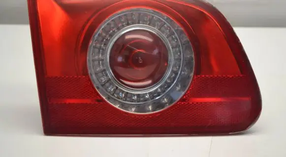 Volkswagen PASSAT B6 Tailgate rear/tail lights 3C9945093