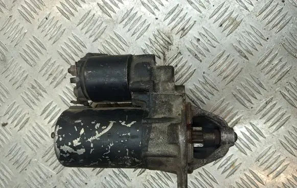BMW 5 E39 Starter motor 25909