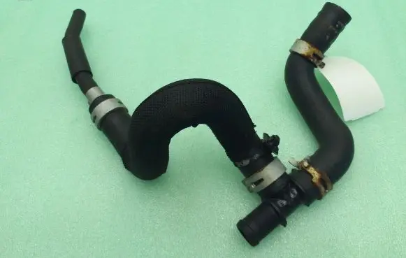 Nissan Pulsar Engine coolant pipe/hose 1321249