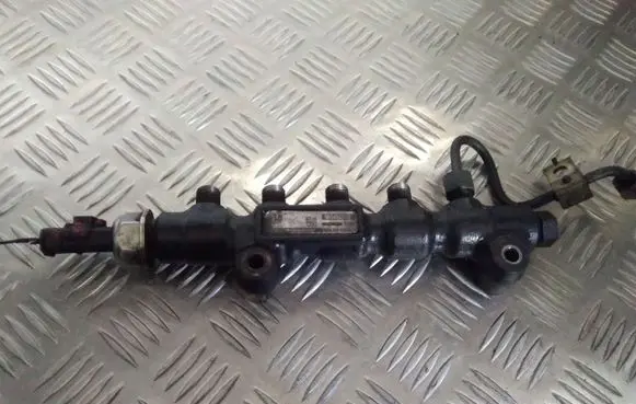 Ford Focus C-MAX Fuel main line pipe 9654592680